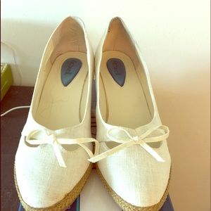 Off white linen platform shoes